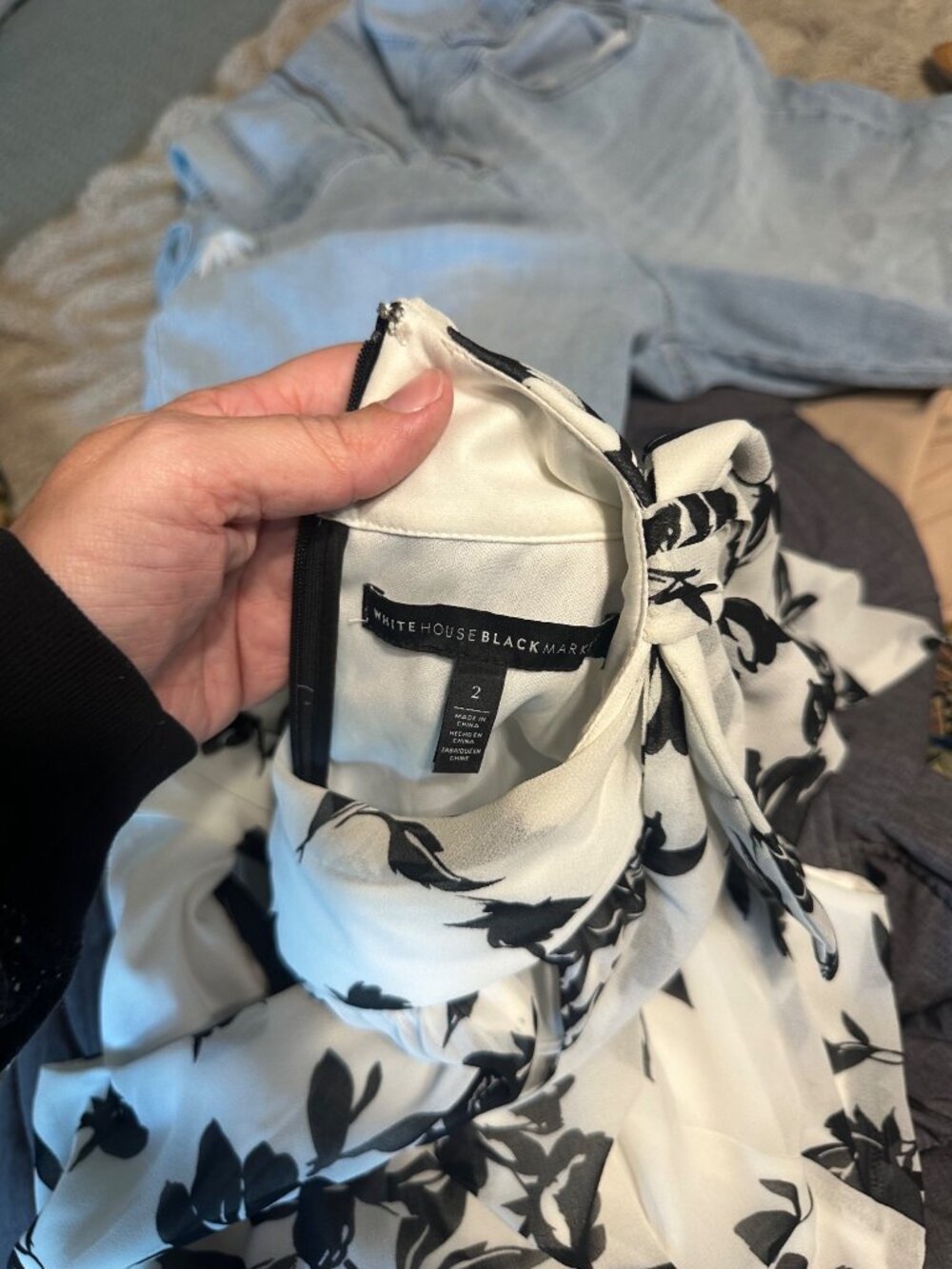 WHBM Halter Tie Neck Black & White Floral Jumpsuit Classy Elegant Workwear - Picture 9 of 10